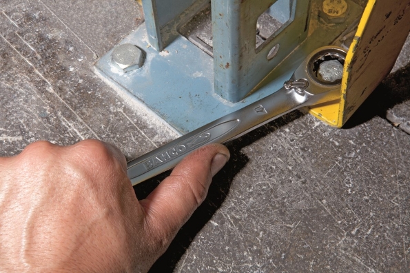 Afbeeldingen van BAHCO Steek-ringratelsleutel 1RM 15mm