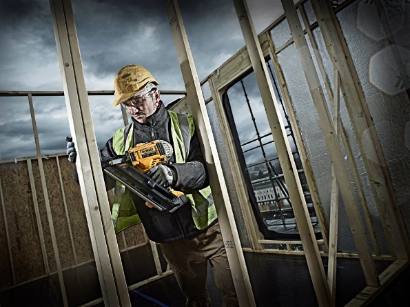 Afbeeldingen van DeWALT Tacker DCN692P2 18V