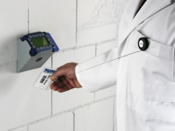 Afbeeldingen van Durable badge afrolmechanisme, lengte 800 mm, 815258, zwart