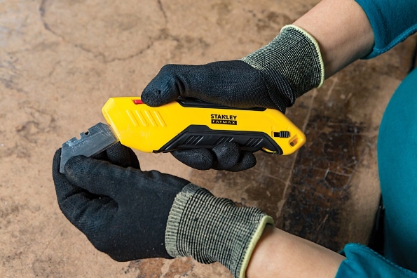 Afbeeldingen van STANLEY Fatmax veiligheidsmes squeeze bimat FMHT10369-0