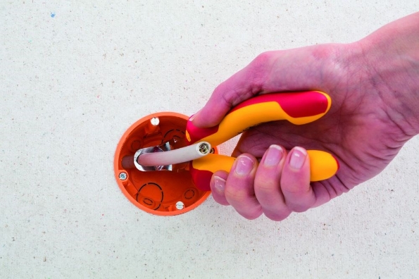 Afbeeldingen van Wiha Installatietang TriCut Professional electric Z 14 1 06  170mm