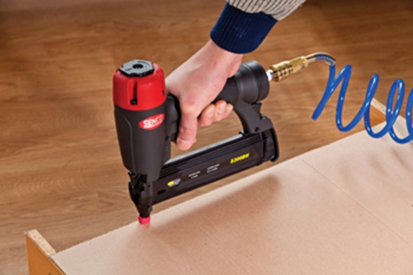 Afbeeldingen van Senco Bradmachine 922008N s200bn