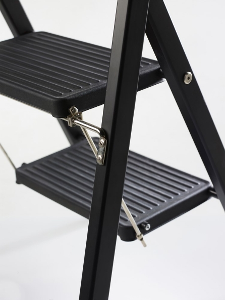 Afbeeldingen van Altrex Aluminium trap (zwart geanodiseerd) Giant Total Black 2 treden