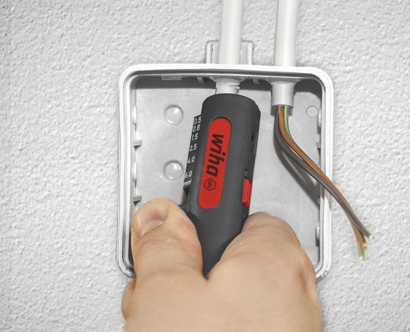 Afbeeldingen van Wiha Strip-Multitool kabelmes voor ronde kabel Z 74 0 06