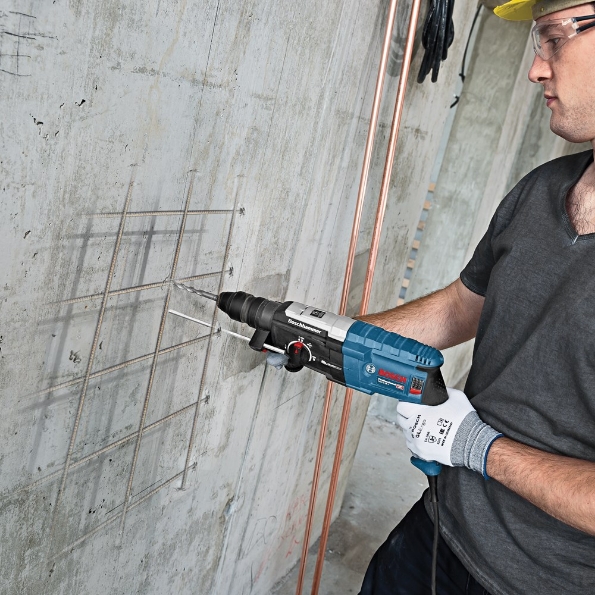 Afbeeldingen van Bosch Boorhamer GBH 2-28 F