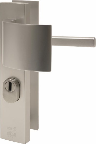 Afbeeldingen van Oxloc Veiligheid voordeurgarnituur met deurduwer PC55, links kerntrekbeveiliging SKG3 F1