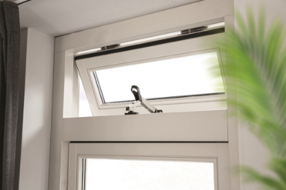 Afbeeldingen van AXA Combi-raamuitzetter AXAflex wegdraaibaar buitendraaiend rvs zwart