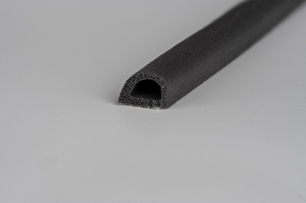 Afbeeldingen van Ellen Tochtband D ZW 7.5 f/nl (GROTE KIER) Zwart 7,5 meter