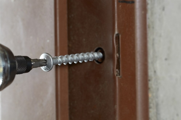 Afbeeldingen van Spit tapcon pan betonschroef 6x40/5 st.100