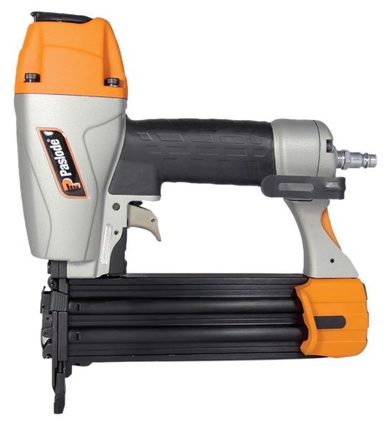 Afbeeldingen van Paslode FN1850.2 Pneumatisch afwerknagelapparaat + compressor en slang