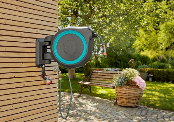 Afbeeldingen van GARDENA Wandslangenbox 35 RollUp XL met 35 meter slang