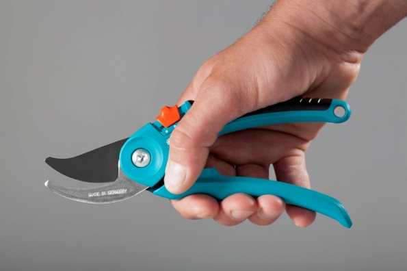 Afbeeldingen van Gardena snoeischaar standaard  b/s-m