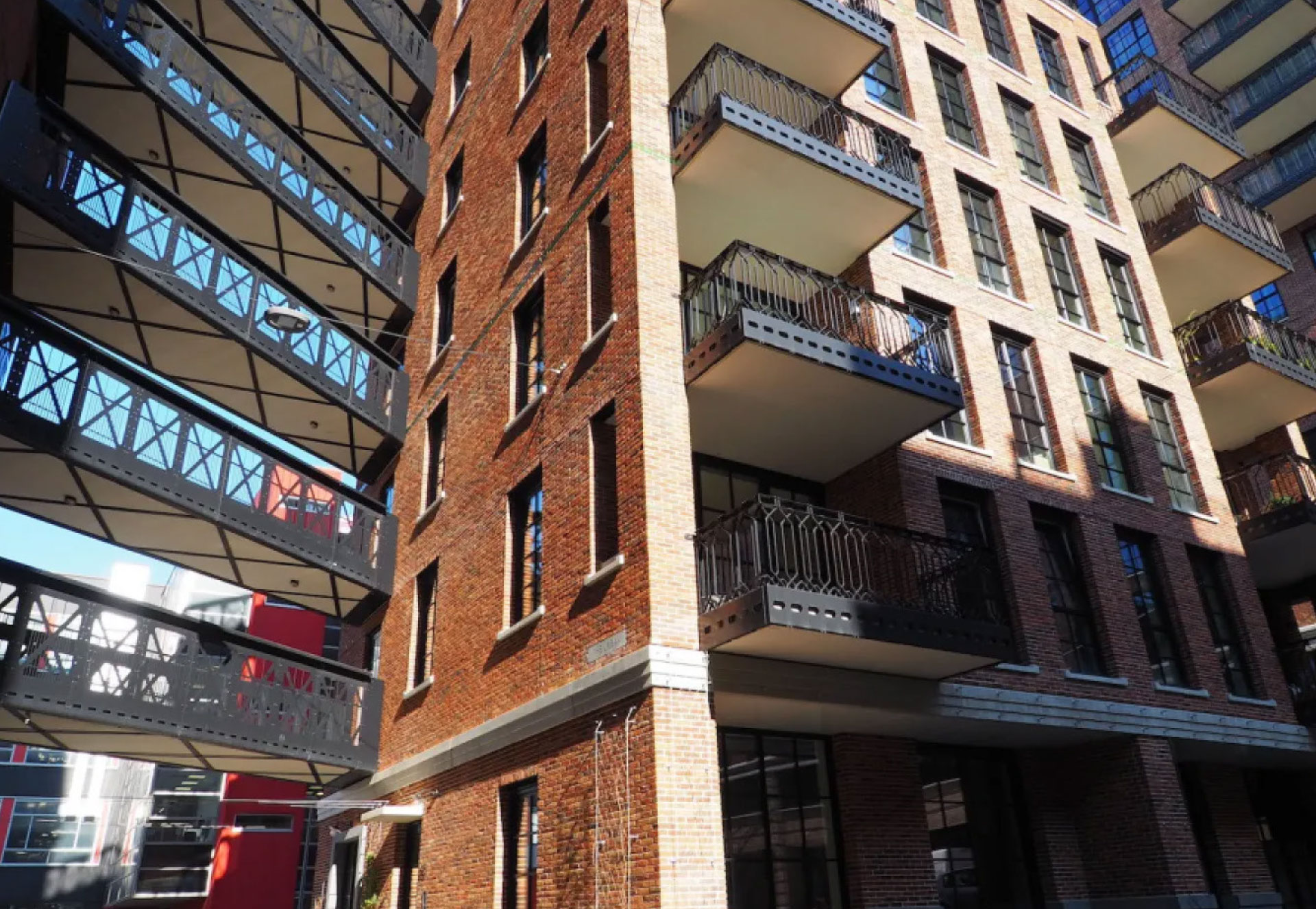 case-detail-main-banner